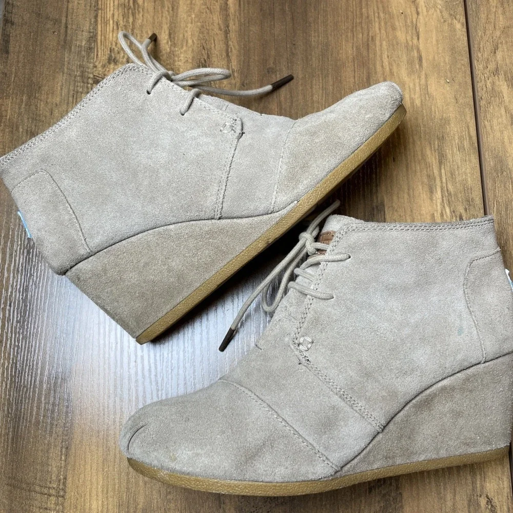 Toms womens taupe